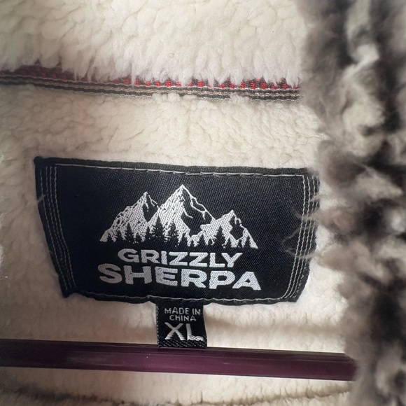 Grizzly Sherpa 1/4 zip Pullover Sweater size XL - Picture 4 of 8
